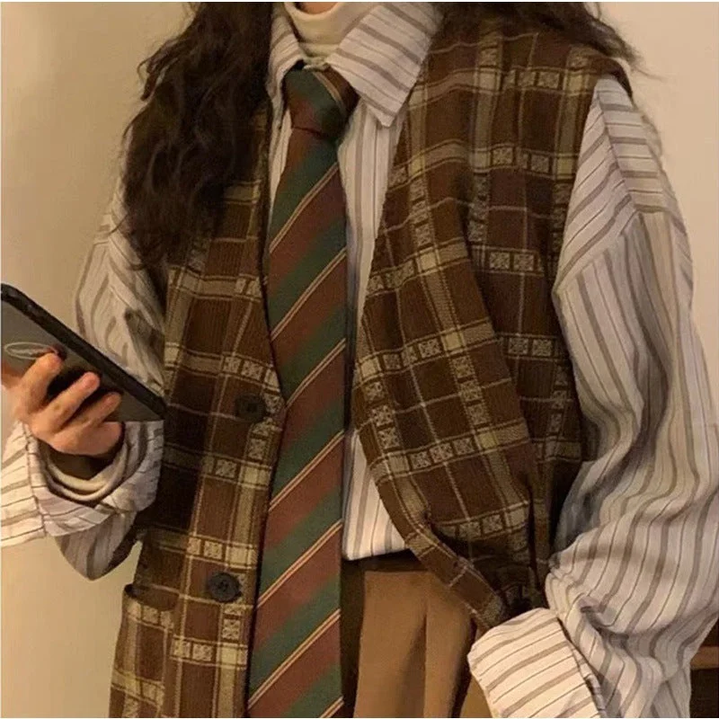 coffee green striped hand tie