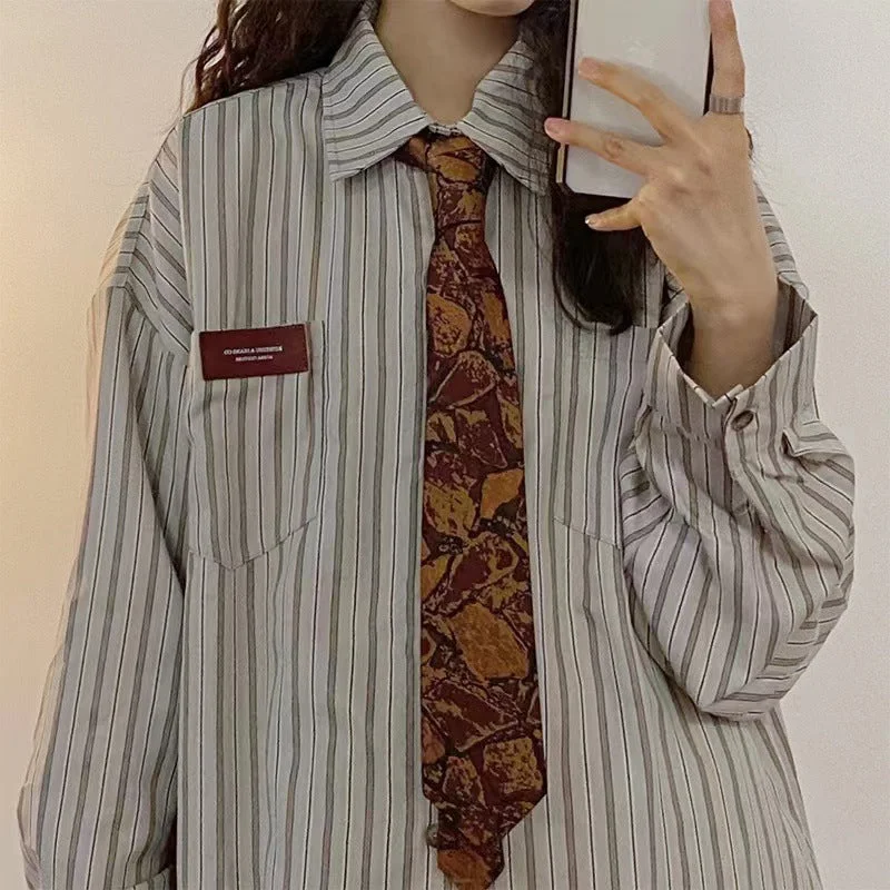 brown stone hand tie
