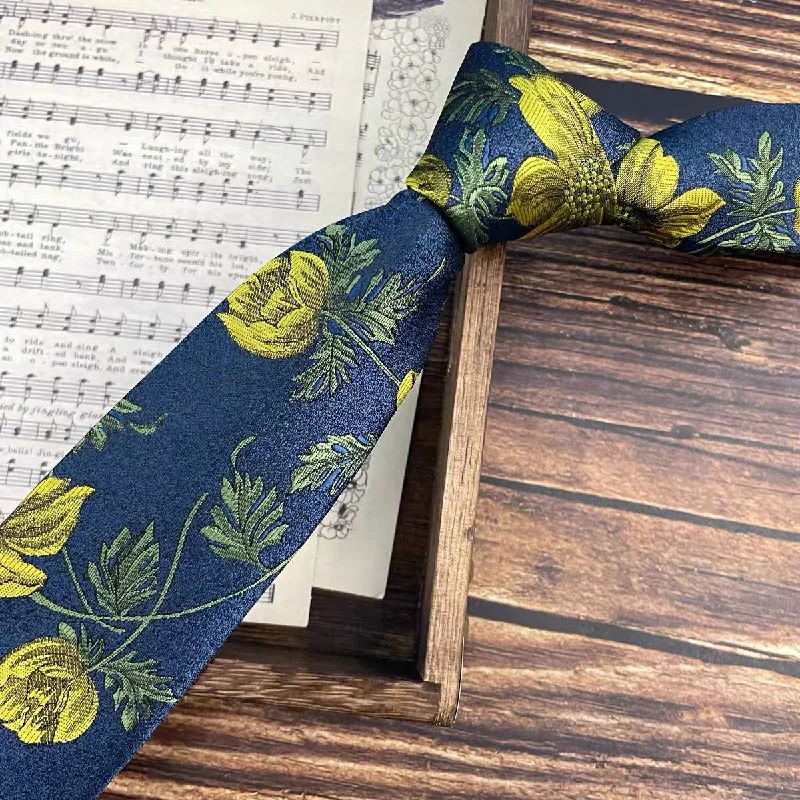 green flower hand tie