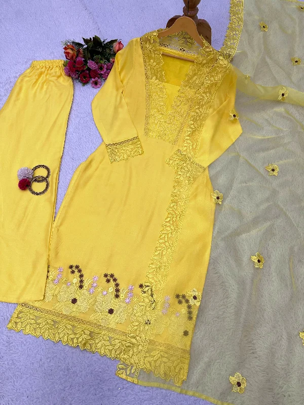 Preksha Creation Women Gown Maslin With Threads With Dupatta And Pant Formal Stretch Pants