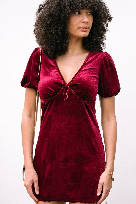 Scarlett Velvet Mini Dress Comfortable Fit-and-Flare Mini Dress