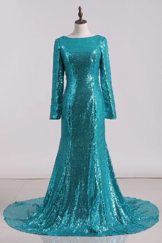 Sexy Open Back Long Sleeve Prom Dresses Sequins Mermaid Sweep Train