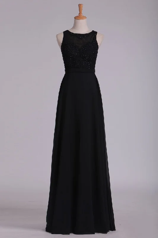 Sexy Open Back Scoop Chiffon Prom Dresses With Applique And Beading
