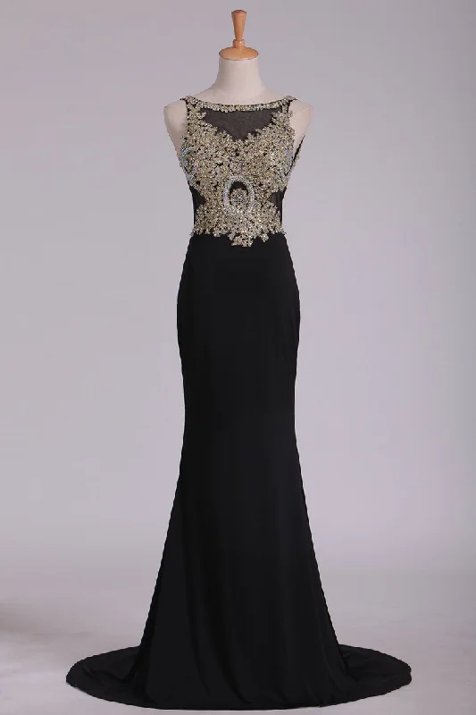 Sexy Open Back Scoop Mermaid Spandex With Beads And Applique Prom Dresses