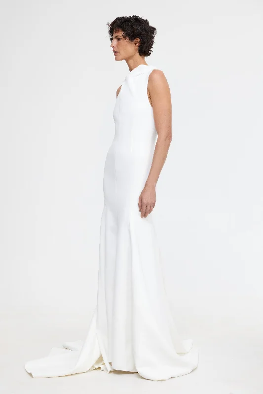 ASTONBROOK GOWN