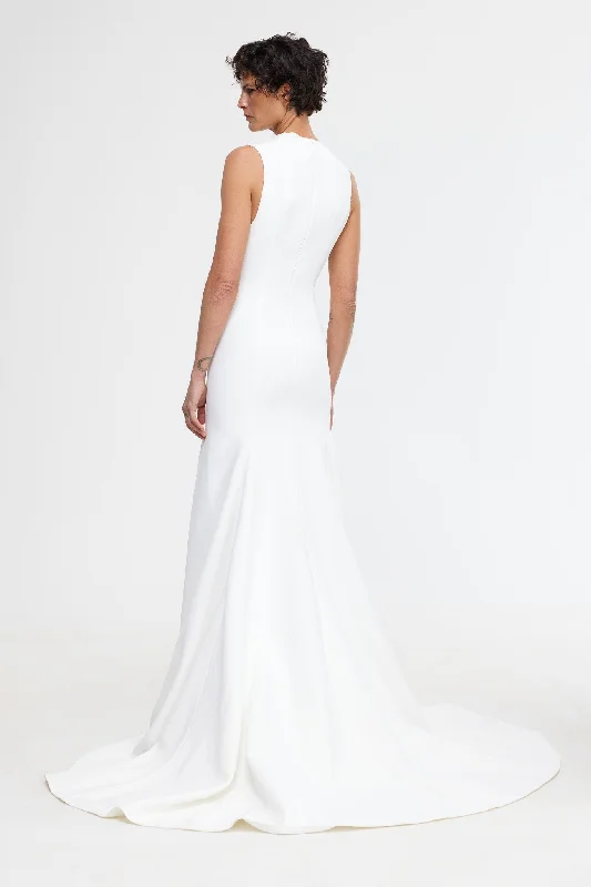 ASTONBROOK GOWN