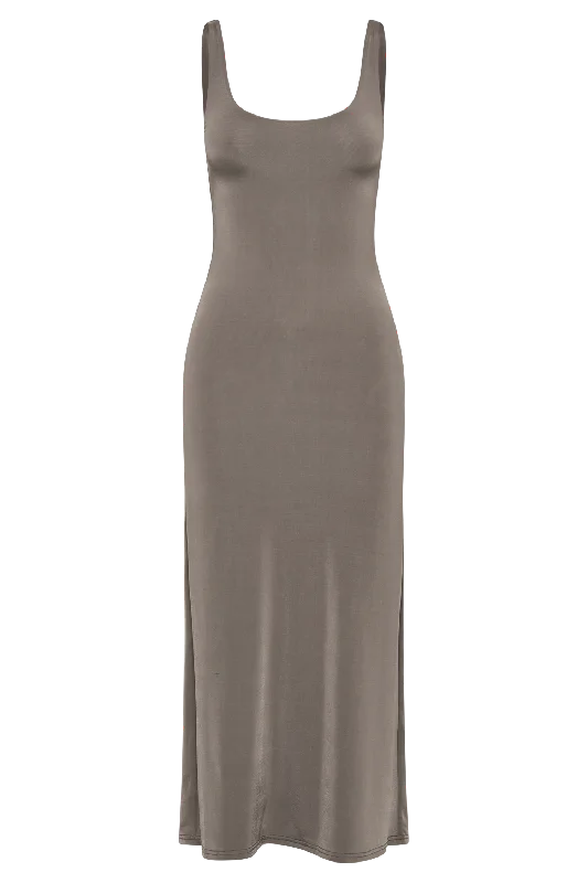 Augustine Slinky Scoop Midi Dress - Coco