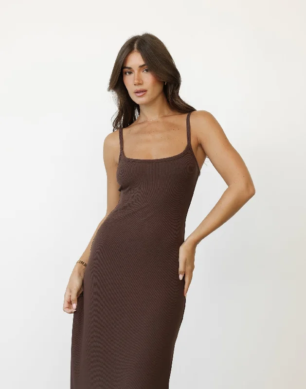 Helia Maxi Dress (Chocolate)