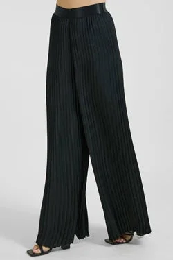 Wide Leg Pleated Pants