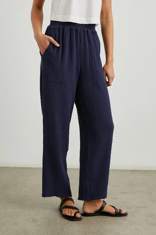 LEON CROP PANT - NAVY