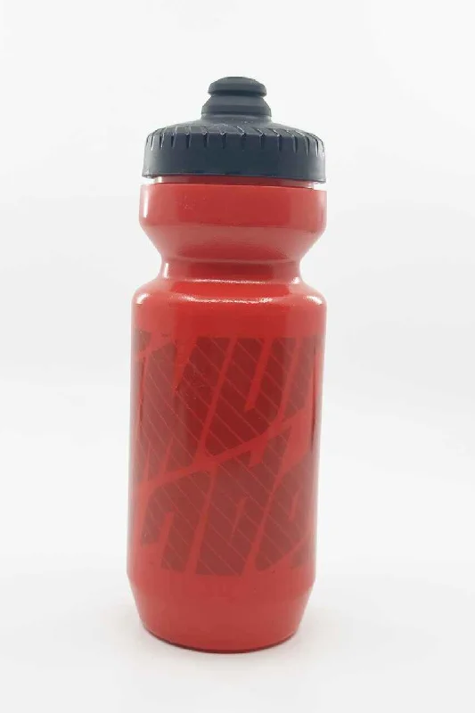 Speed 22oz Water Bottle