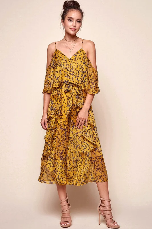 Constance Flowy Summer Jumpsuit Yellow Mustard Plus size jumpsuit, Curvy fit, Comfortable, Trendy Constance Flowy Summer Jumpsuit Yellow Mustard Plus size jumpsuit, Curvy fit, Comfortable, Trendy