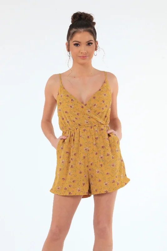 Double Second Yellow Floral Playsuit Linen jumpsuit, Light fabric, Summer vibes, Relaxed Double Second Yellow Floral Playsuit Linen jumpsuit, Light fabric, Summer vibes, Relaxed